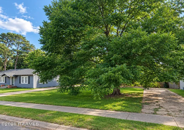 Photo 3 of Land for sale at 304 Cedar Crst Ct, Lafayette, LA 70501 | MLS# 2600008413 | Listing updated on 2026-09-07