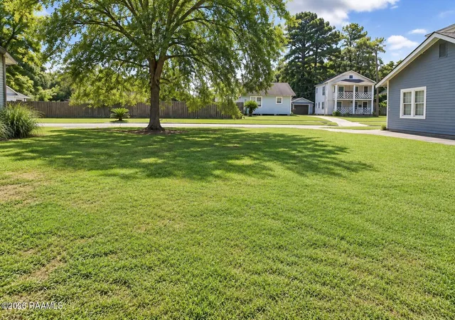Photo 4 of Land for sale at 304 Cedar Crst Ct, Lafayette, LA 70501 | MLS# 2600008413 | Listing updated on 2026-09-07