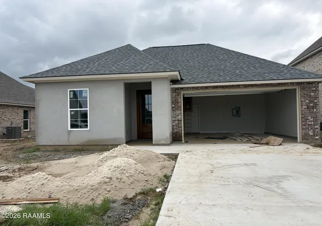 Photo 1 of Sale Pending at 207 High Point Way, Youngsville, LA 70592 | MLS# 2600009393 | Listing updated on 2026-10-06