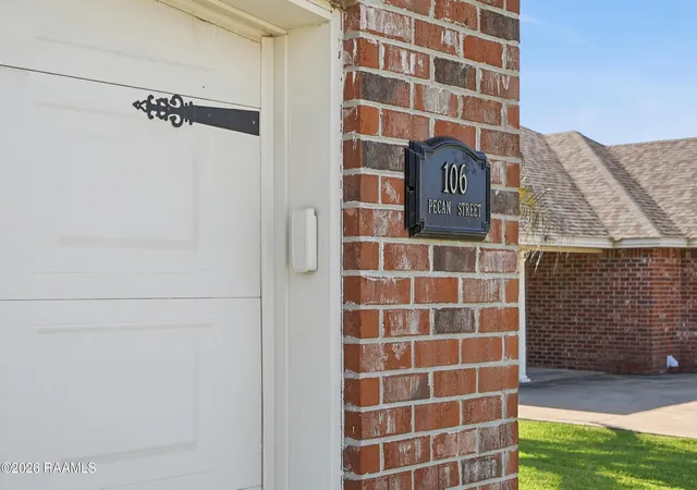 Photo 3 of Single family home for sale at 106 Pecan St, Iowa, LA 70647 | MLS# 2600008547 | Listing updated on 2026-09-15