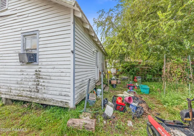 Photo 34 of Multi family home for sale at 1001 S Hopkins St, New Iberia, LA 70560 | MLS# 2600008560 | Listing updated on 2026-09-11