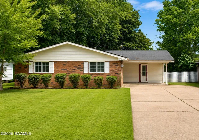 Photo 1 of Single family home for sale at 1611 French St, New Iberia, LA 70560 | MLS# 2600008276 | Listing updated on 2026-09-10