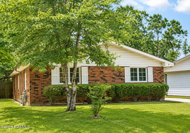 Photo 2 of Single family home for sale at 1611 French St, New Iberia, LA 70560 | MLS# 2600008276 | Listing updated on 2026-09-10