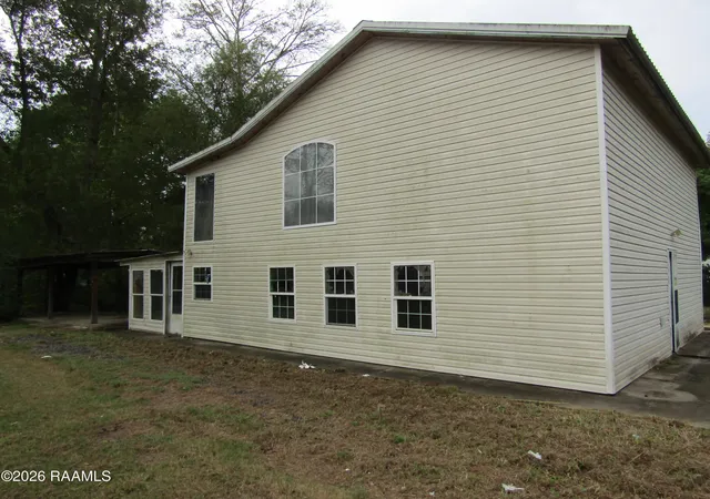 Photo 2 of Single family home for sale at 1009 Acadiana St, Breaux Bridge, LA 70517 | MLS# 2600008538 | Listing updated on 2026-09-11