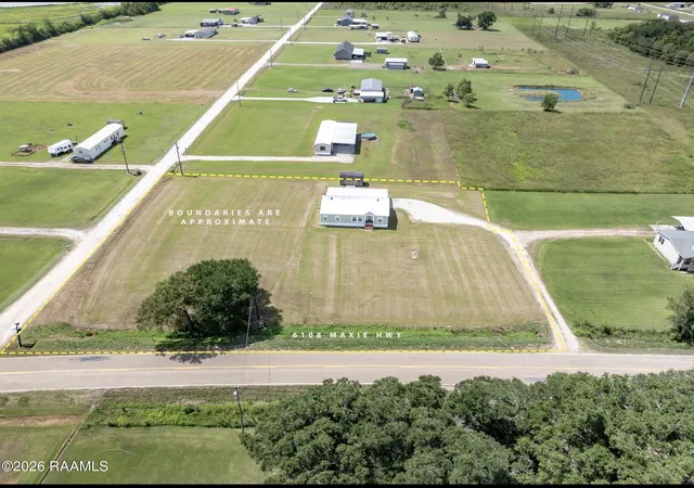 Photo 2 of Sale Pending at 6108 Maxie Hwy, Crowley, LA 70526 | MLS# 2600008291 | Listing updated on 2026-09-08