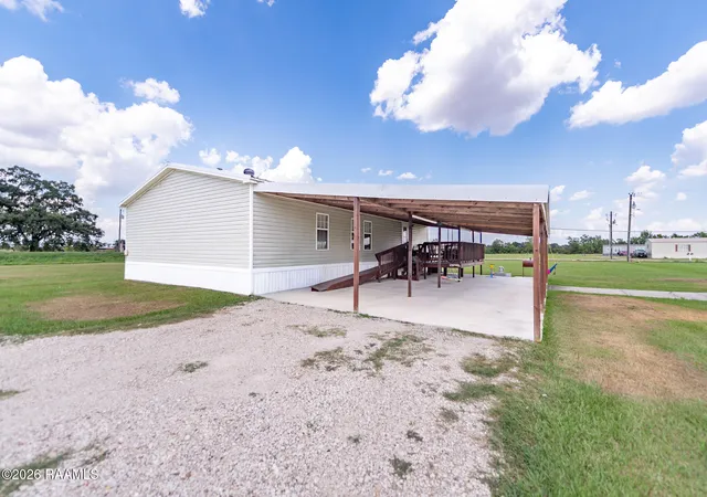 Photo 3 of Sale Pending at 6108 Maxie Hwy, Crowley, LA 70526 | MLS# 2600008291 | Listing updated on 2026-09-08