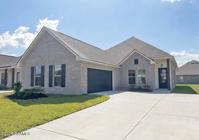 Photo 1 of Single family home for sale at 206 Grimmon Rd, Youngsville, LA 70592 | MLS# 2600003652 | Listing updated on 2026-09-11