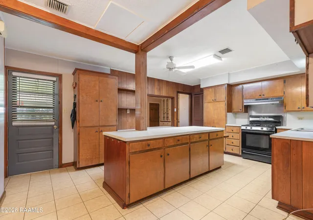 Photo 2 of Single family home for sale at 314 Orange Grv Ave, New Iberia, LA 70560 | MLS# 2600007900 | Listing updated on 2026-09-05