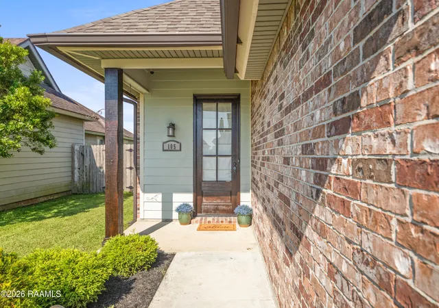 Photo 3 of Single family home for sale at 105 Adler Pl, Youngsville, LA 70592 | MLS# 2600008205 | Listing updated on 2026-09-10