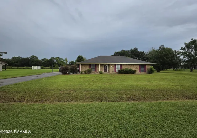 Photo 1 of Single family home for sale at 1025 Sugarland Dr, Breaux Bridge, LA 70517 | MLS# 2600008557 | Listing updated on 2026-09-12
