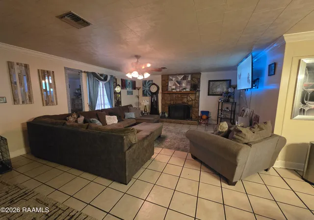 Photo 4 of Single family home for sale at 1025 Sugarland Dr, Breaux Bridge, LA 70517 | MLS# 2600008557 | Listing updated on 2026-09-12