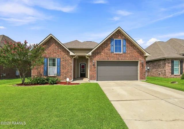 Photo 1 of Single family home for sale at 348 Long Hl Dr, Sulphur, LA 70665 | MLS# 2600008555 | Listing updated on 2026-09-11