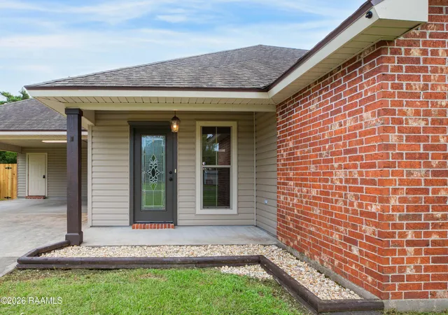 Photo 2 of Single family home for sale at 609 Peach St, New Iberia, LA 70560 | MLS# 2600008461 | Listing updated on 2026-09-11