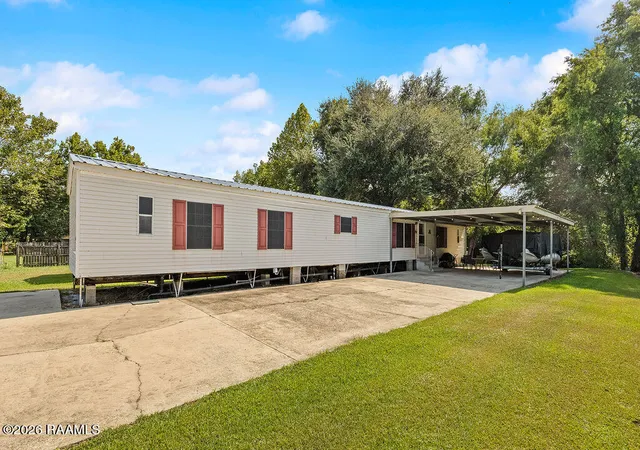 Photo 1 of Manufactured home for sale at 1049 Jean Lafitte St, Breaux Bridge, LA 70517 | MLS# 2600008522 | Listing updated on 2026-09-10