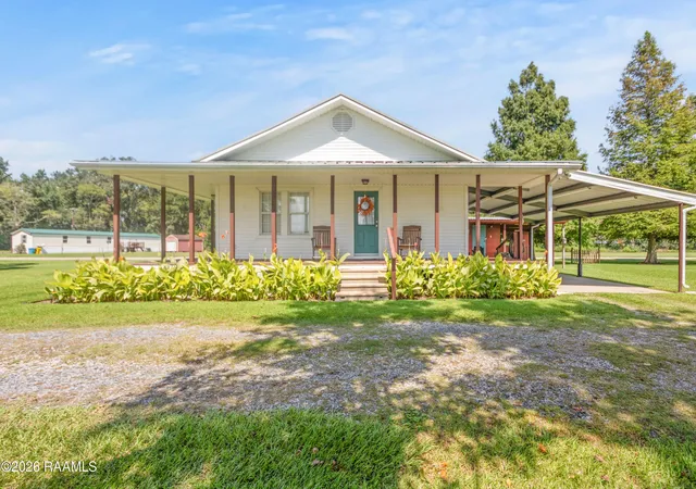 Photo 2 of Sale Pending at 1153 Hebert Ave, Breaux Bridge, LA 70517 | MLS# 2600008485 | Listing updated on 2026-09-15
