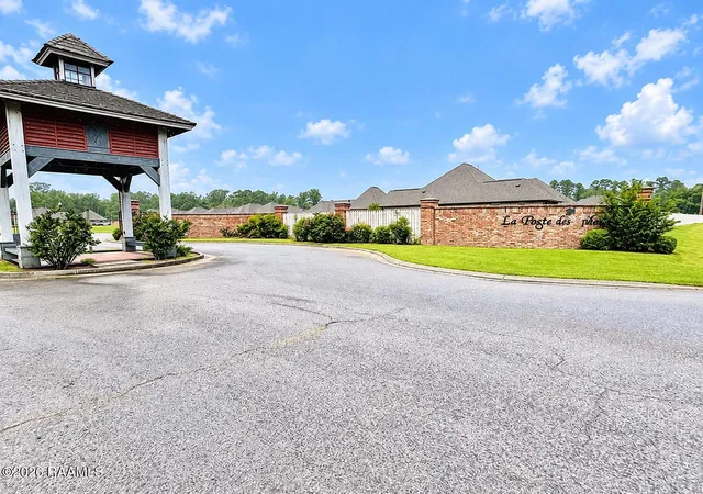 Photo 1 of Single family home for sale at 126 Spanish Moss Ln, Opelousas, LA 70570 | MLS# 2600008176 | Listing updated on 2026-09-08
