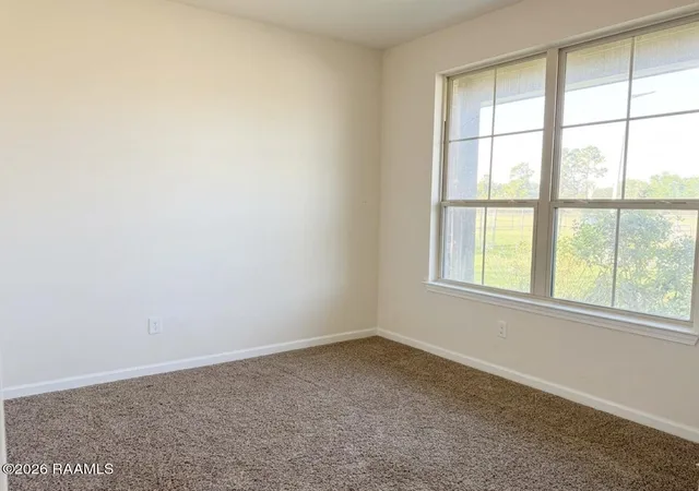 Photo 4 of Sale Pending at 211 Rue Viansa, Lafayette, LA 70501 | MLS# 2600008384 | Listing updated on 2026-09-11