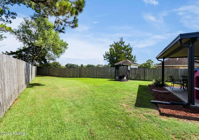 Photo 20 of Single family home for sale at 212 Saint Matthias Dr, Carencro, LA 70520 | MLS# 2600008499 | Listing updated on 2026-09-10