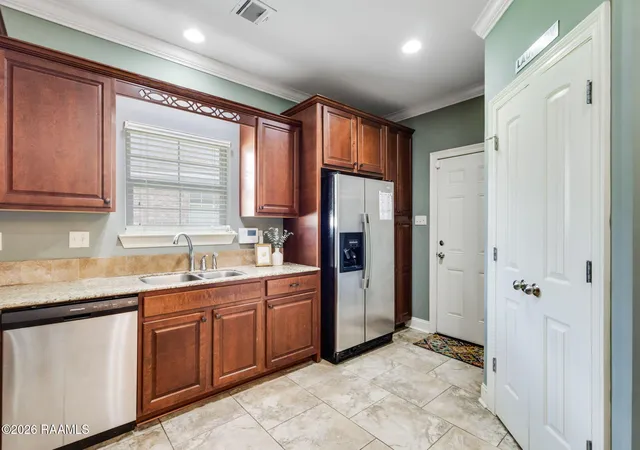 Photo 4 of Sale Pending at 212 Saint Matthias Dr, Carencro, LA 70520 | MLS# 2600008499 | Listing updated on 2026-09-13