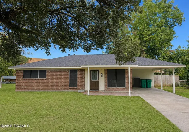 Photo 1 of Single family home for sale at 301 Mingo Cir, Opelousas, LA 70570 | MLS# 2600008439 | Listing updated on 2026-09-08