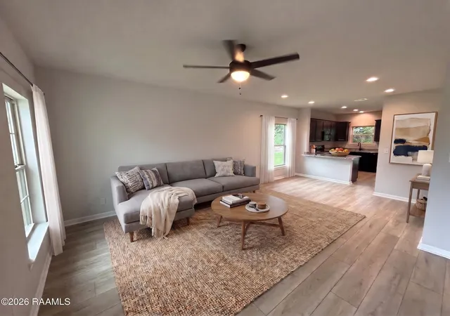 Photo 2 of Single family home for sale at 213 Dunwoody Ct, Carencro, LA 70520 | MLS# 2600006048 | Listing updated on 2026-09-09