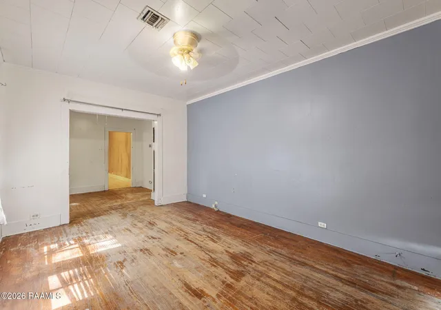 Photo 3 of Single family home for sale at 209 W Berard St, Saint Martinville, LA 70582 | MLS# 2600008386 | Listing updated on 2026-09-16