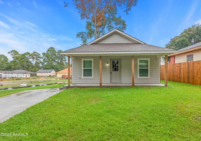 Photo 2 of Single family home for sale at 112 Tyler Dr, Lafayette, LA 70507 | MLS# 2600008314 | Listing updated on 2026-09-08