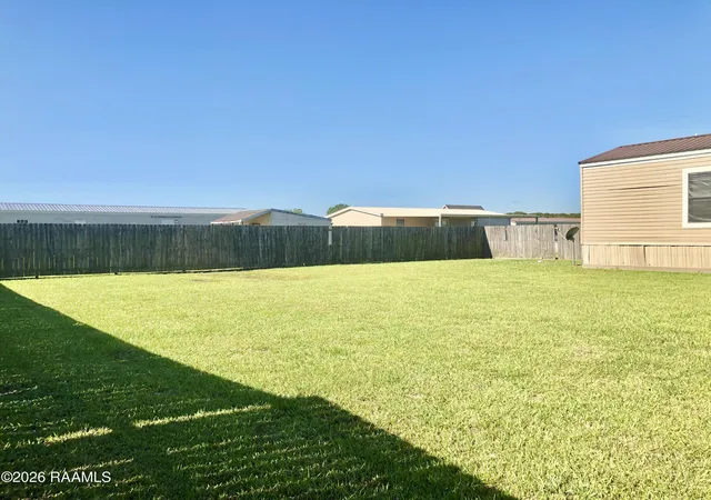 Photo 3 of Manufactured home for sale at 1106 Sugar Crk Rd, Saint Martinville, LA 70582 | MLS# 2600009466 | Listing updated on 2026-10-07