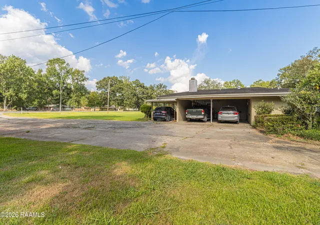 Photo 4 of Single family home for sale at 515 Perry Dr, Abbeville, LA 70510 | MLS# 2600008424 | Listing updated on 2026-09-08