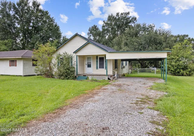 Photo 2 of Sale Pending at 123 La Rue Rouge, Scott, LA 70583 | MLS# 2600008282 | Listing updated on 2026-09-19