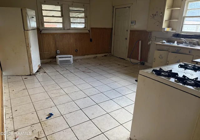 Photo 3 of Single family home for sale at 210 Randolph Dr, Lafayette, LA 70501 | MLS# 2600008520 | Listing updated on 2026-09-10