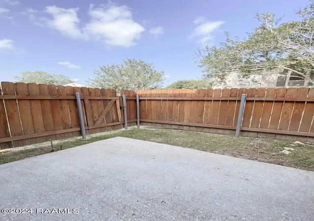 Photo 12 of Townhouse for sale at 2 Trillium Triangle, Lafayette, LA 70507 | MLS# 2600008459 | Listing updated on 2026-09-09