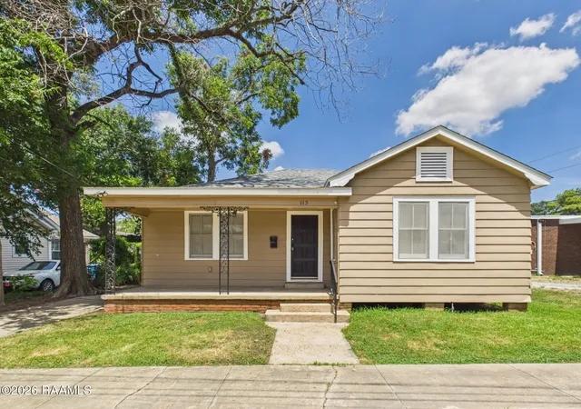 Photo 2 of Sale Pending at 115 Ryan St, Lafayette, LA 70501 | MLS# 2600008400 | Listing updated on 2026-09-11