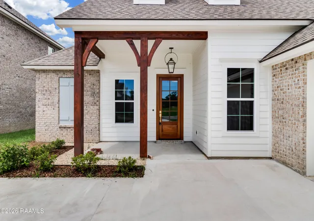 Photo 3 of Single family home for sale at 103 Sweet Cane Dr, Youngsville, LA 70592 | MLS# 2600003174 | Listing updated on 2026-09-02