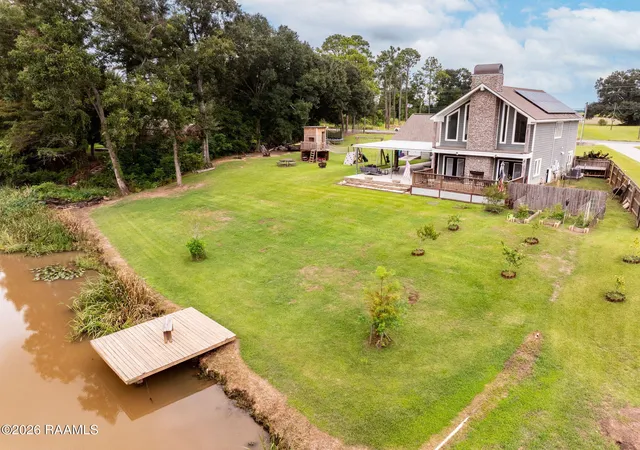 Photo 3 of Single family home for sale at 4266 Poydras Hwy, Breaux Bridge, LA 70517 | MLS# 2600008412 | Listing updated on 2026-09-09