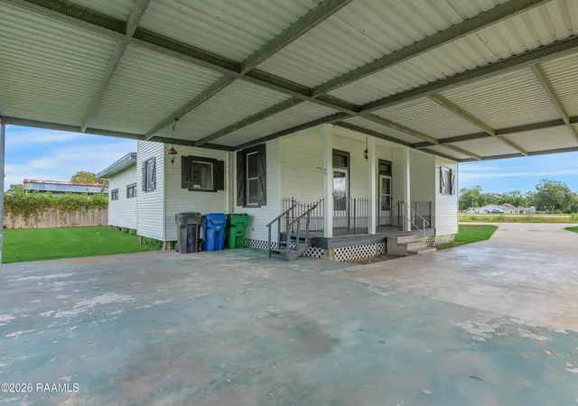 Photo 27 of Single family home for sale at 4810 Eraste Hebert Rd, New Iberia, LA 70560 | MLS# 2600008254 | Listing updated on 2026-09-10