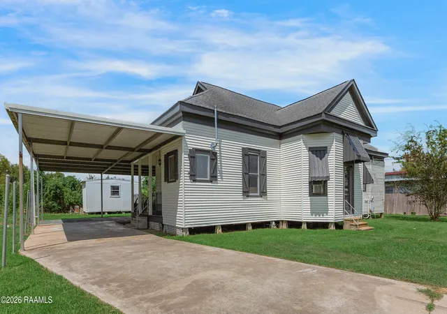 Photo 2 of Single family home for sale at 4810 Eraste Hebert Rd, New Iberia, LA 70560 | MLS# 2600008254 | Listing updated on 2026-09-10