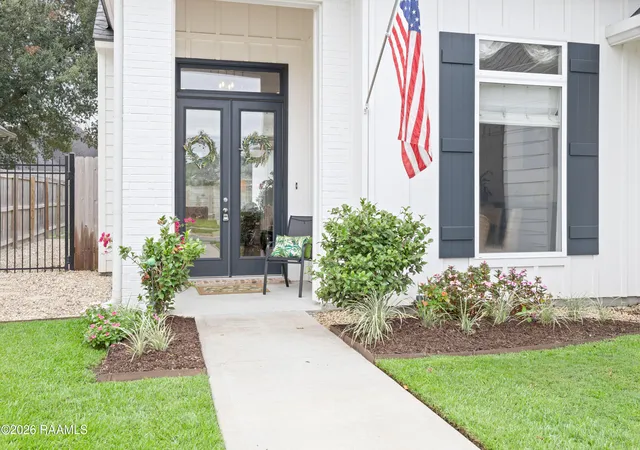 Photo 1 of Single family home for sale at 220 Treescape Dr, Lafayette, LA 70508 | MLS# 2600008217 | Listing updated on 2026-09-18