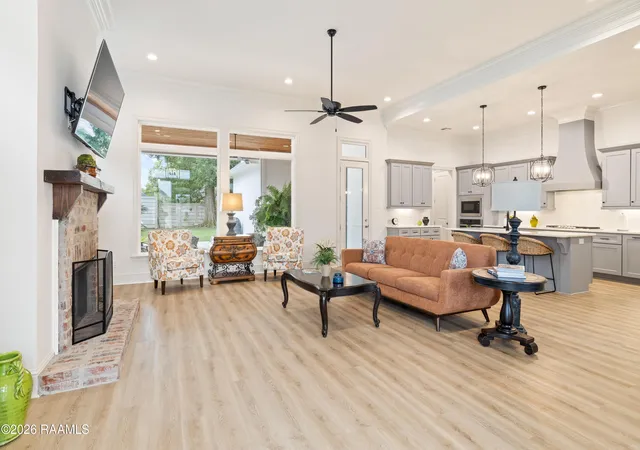 Photo 2 of Single family home for sale at 220 Treescape Dr, Lafayette, LA 70508 | MLS# 2600008217 | Listing updated on 2026-09-18