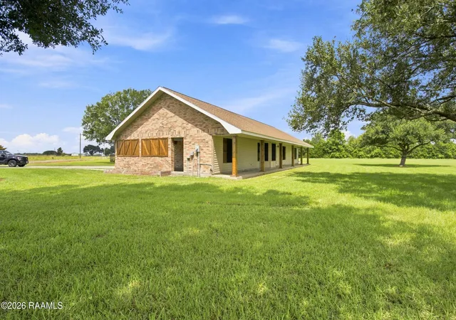 Photo 2 of Single family home for sale at 2735 La 104, Opelousas, LA 70570 | MLS# 2600008854 | Listing updated on 2026-09-21
