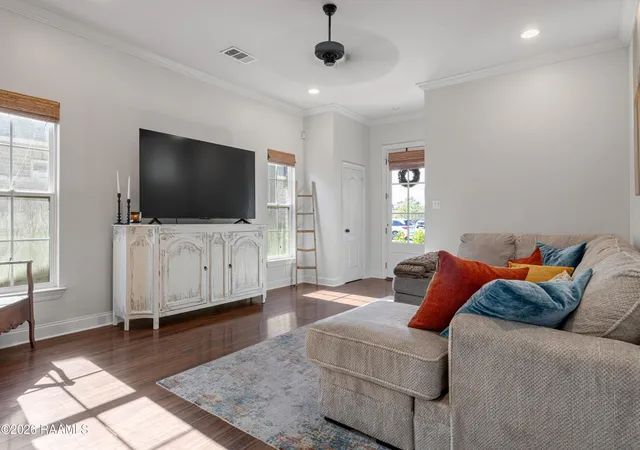 Photo 3 of Single family home for sale at 709 Rolling Ml Ln, Youngsville, LA 70592 | MLS# 2600007601 | Listing updated on 2026-09-02
