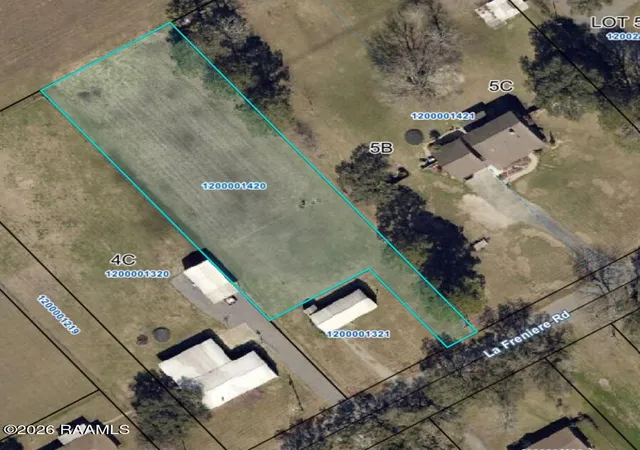 Photo 1 of Sale Pending at 1158 La Freniere Rd, Saint Martinville, LA 70582 | MLS# 2600008337 | Listing updated on 2026-09-09
