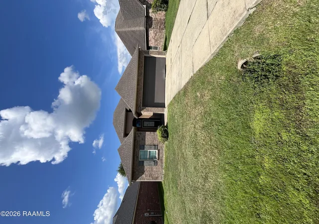 Photo 1 of Single family home for sale at 303 Hl Ridge Dr, Youngsville, LA 70592 | MLS# 2600008501 | Listing updated on 2026-09-10