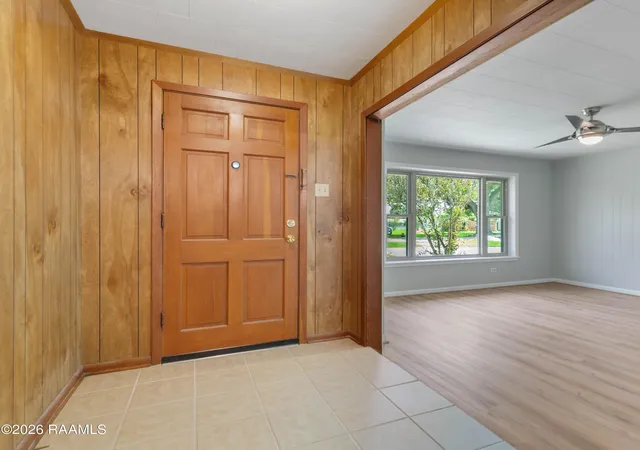 Photo 3 of Single family home for sale at 2500 Louisiana Dr, New Iberia, LA 70560 | MLS# 2600008532 | Listing updated on 2026-09-11