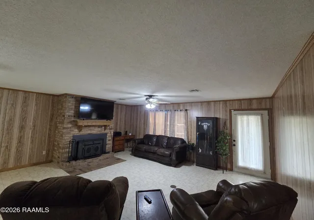 Photo 2 of Single family home for sale at 3298 Highway 35, Opelousas, LA 70570 | MLS# 2600008415 | Listing updated on 2026-09-07