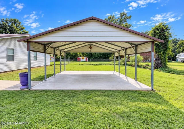 Photo 3 of Single family home for sale at 3111 Highway 167, Opelousas, LA 70570 | MLS# 2600008680 | Listing updated on 2026-09-28