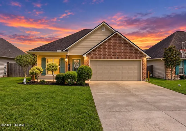 Photo 2 of Single family home for sale at 401 Southeastern Ave, Rayne, LA 70578 | MLS# 2600008423 | Listing updated on 2026-09-09