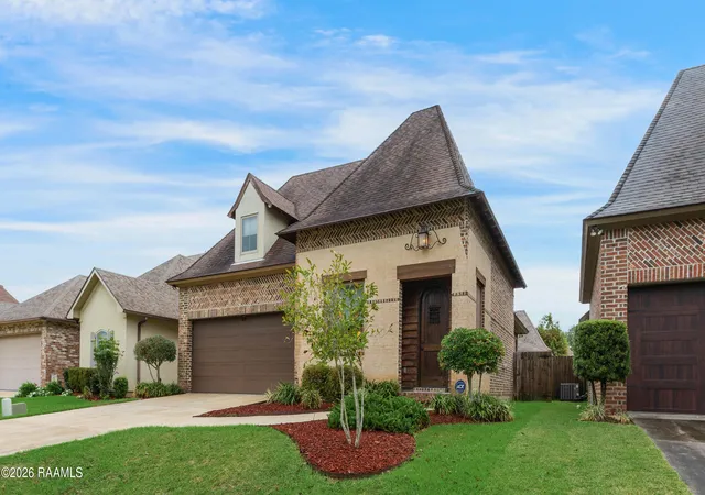 Photo 2 of Single family home for sale at 112 Heathwood Dr, Broussard, LA 70518 | MLS# 2600007890 | Listing updated on 2026-09-01