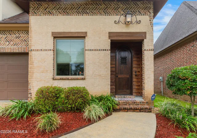 Photo 3 of Single family home for sale at 112 Heathwood Dr, Broussard, LA 70518 | MLS# 2600007890 | Listing updated on 2026-09-01