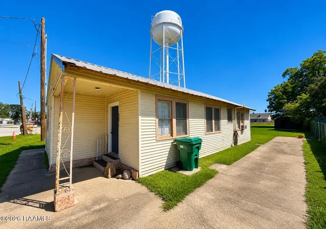 Photo 3 of Single family home for sale at 505 E Main St, Broussard, LA 70518 | MLS# 2600008294 | Listing updated on 2026-09-05